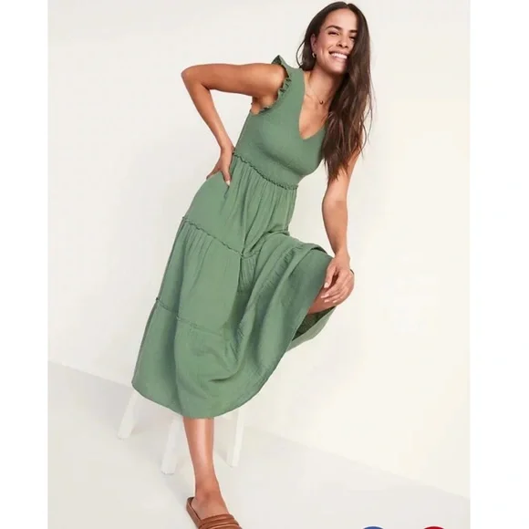 Old Navy | Dresses | Old Navy Fit Flare Smocked Flutter Sleeves Tiered Midi  Dress Plus Size 4x | Poshmark